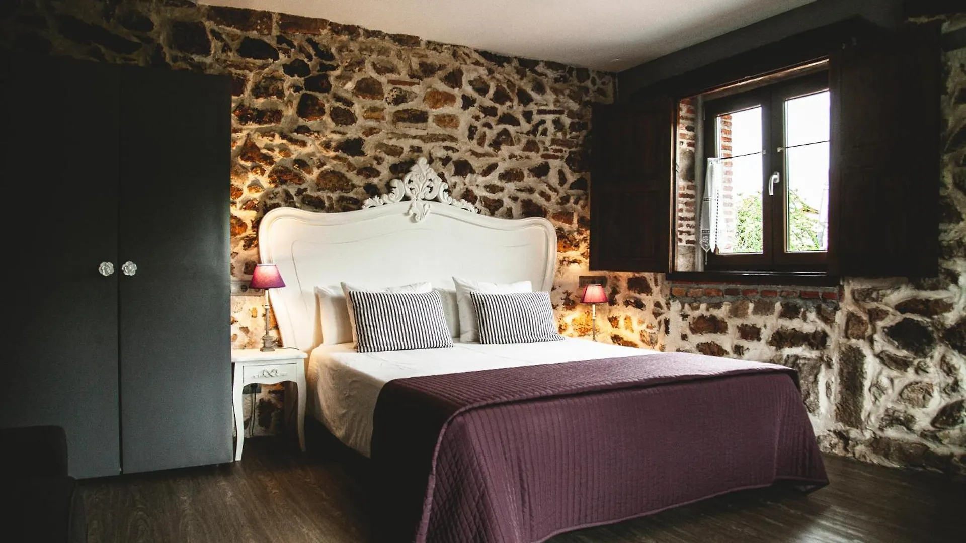 Posada La Corralada Pamanes Spain